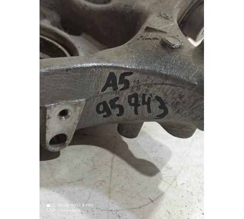 Кулак поворотный(задний левый)