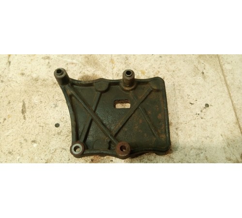 Кронштейн компрессора кондиционера