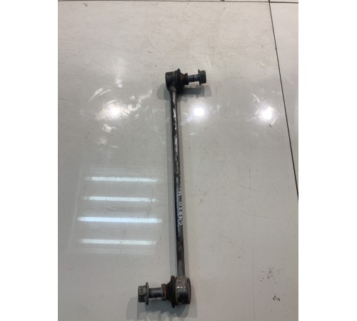 Стойка переднего стабилизатора