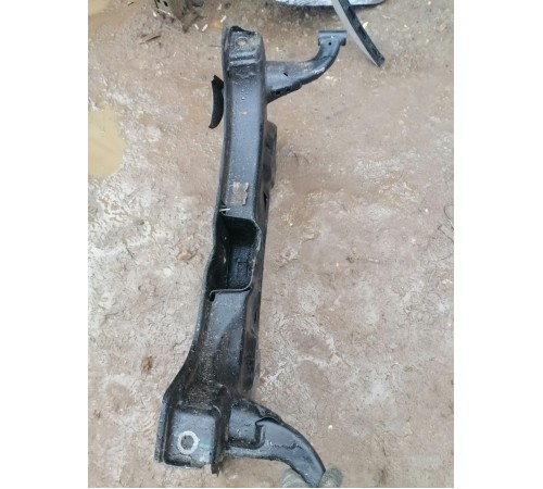 Балка (подрамник) передний