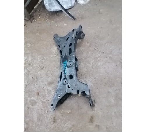 Балка (подрамник) передний