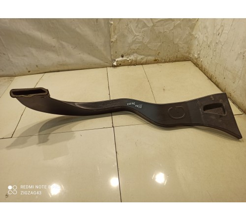 Воздуховод (левый)