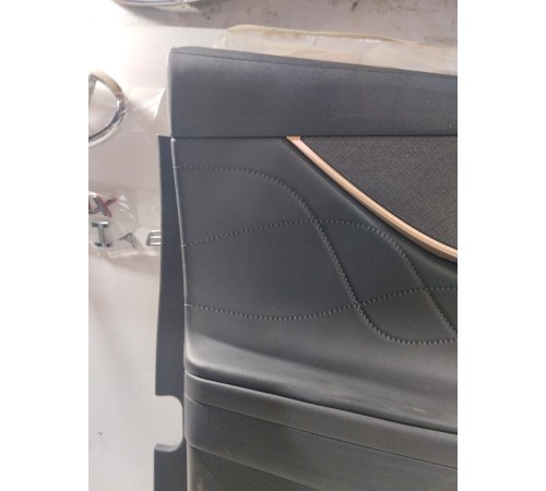 Обшивка двери задняя левая