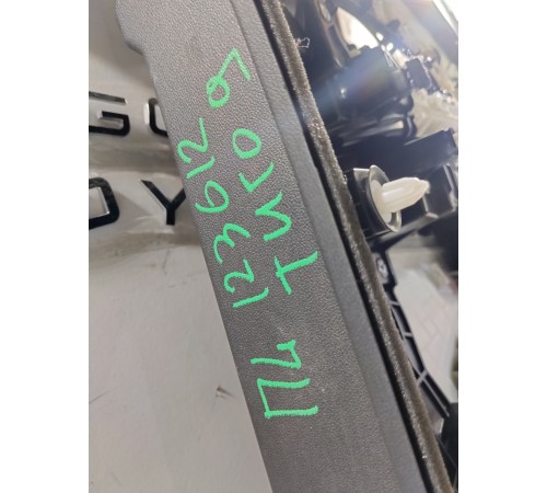 Обшивка двери задняя левая