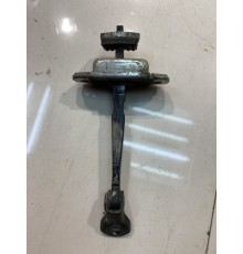 Ограничитель двери (задний, левый)