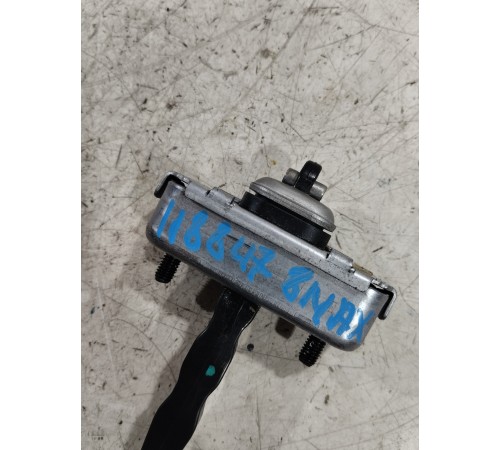 Ограничитель двери передний правый