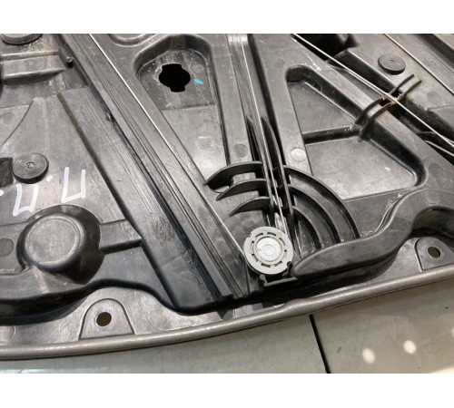 Стеклоподъемник (передний,правый)