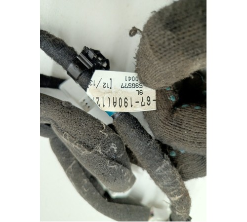 Электропроводка двери передняя левая