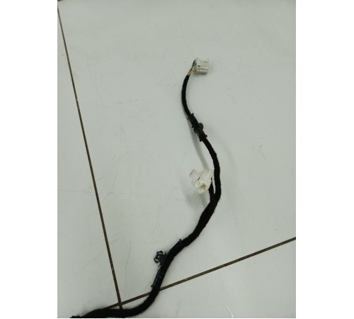 Электропроводка двери передняя левая