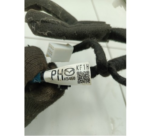 Электропроводка двери передняя левая