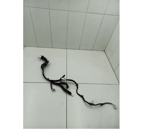 Электропроводка двери передняя левая