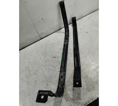 Крепление топливного бака 2шт