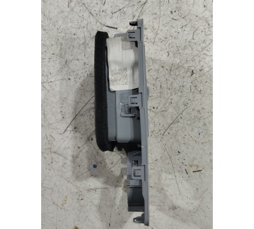 Воздушный дефлектор салона