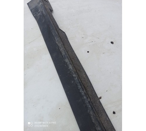 Накладка порога левая