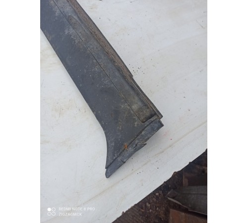 Накладка порога левая