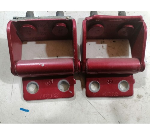 Петли багажника 2 шт.