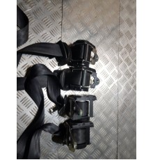 Ремень безопасности