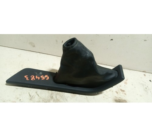 Кожух ручки стояночного тормоза