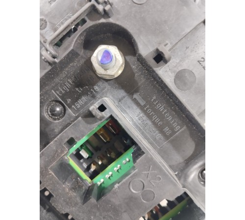 Блок предохранителей салонный