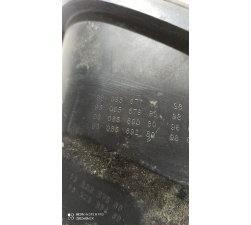 Фара (передняя левая)