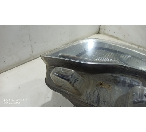 Фара (передняя левая)