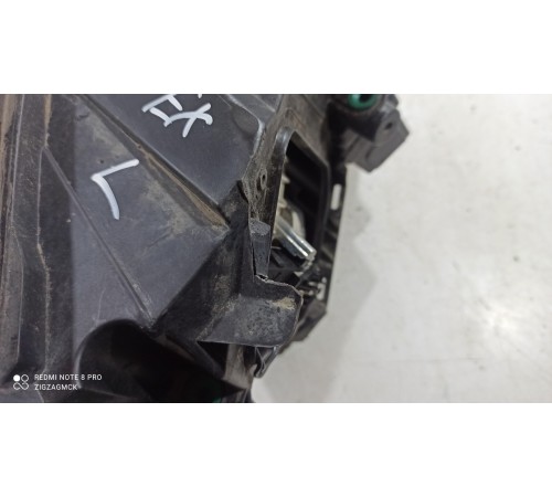 Фара (передняя левая)