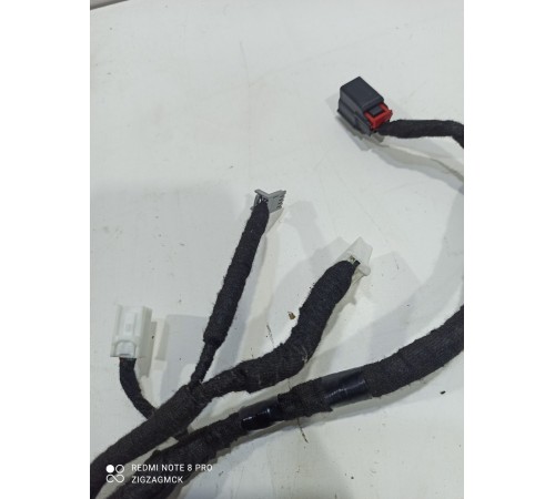 Электропроводка двери (передняя правая)