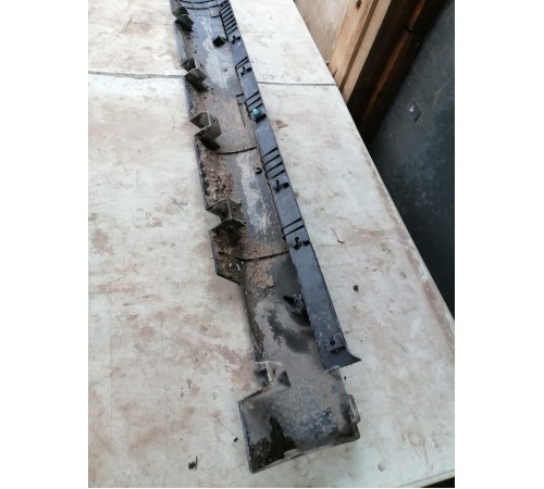 Накладка порога левая