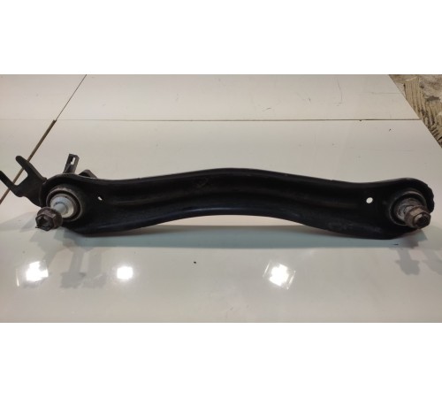 Рычаги подвески (задний, правый)