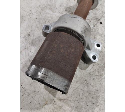 Промежуточный привод полуось правый