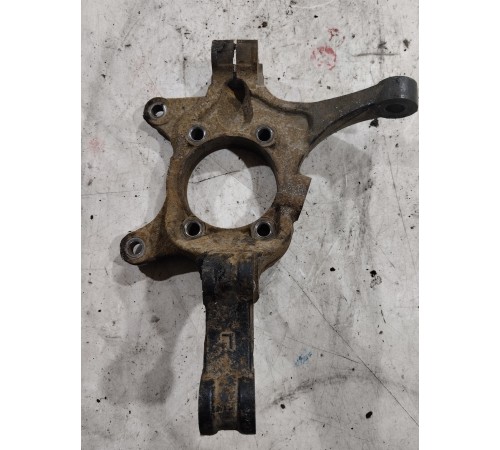 Кулак поворотный(передний левый)