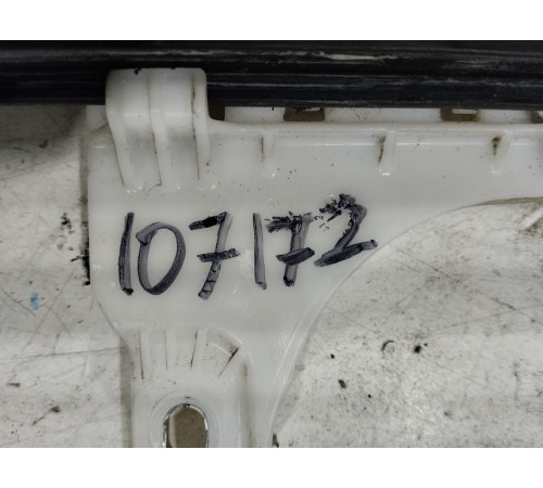 Стеклоподъемник (задний правый)