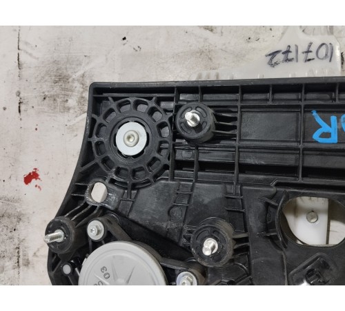 Стеклоподъемник (задний правый)