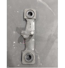 Ответная часть замка крышки багажника