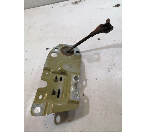 Крепления запасного колеса