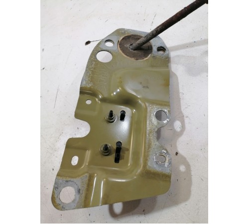 Крепления запасного колеса