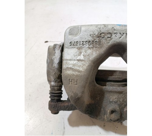 Суппорт передний правый