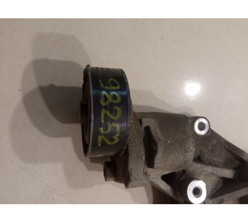 Ролик натяжителя