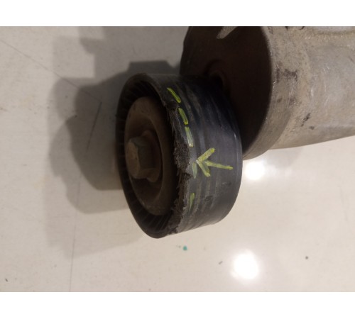 Ролик натяжителя