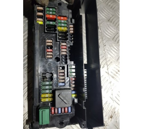 Блок предохранителей