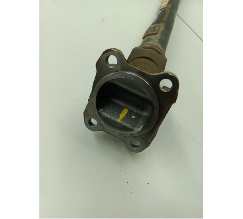 Карданный вал передний