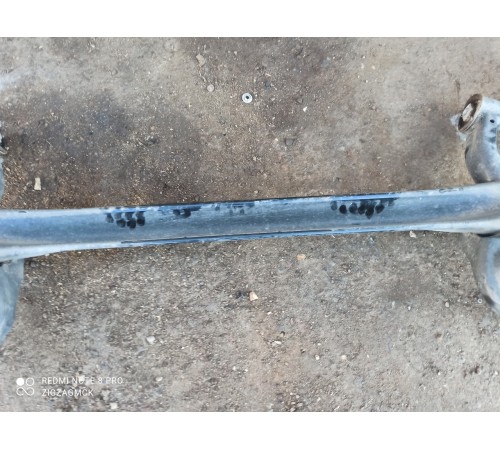 Балка задняя (подрамник)