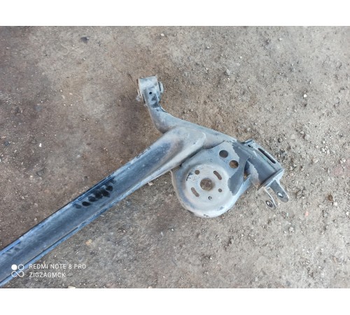 Балка задняя (подрамник)