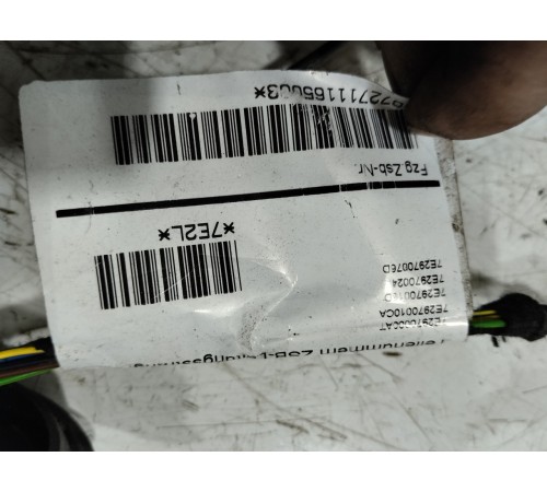 Электропроводка двери передняя левая