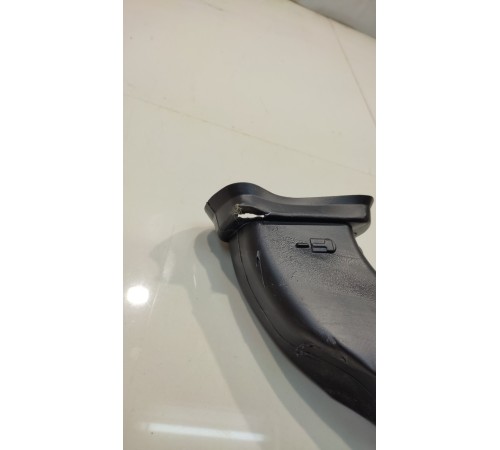 Воздуховод (правый)