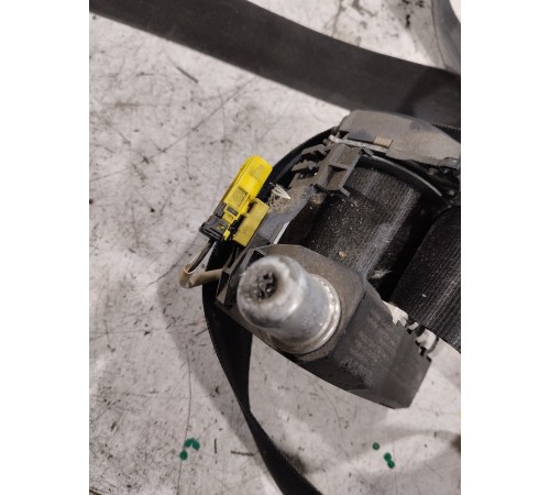 Ремень безопасности передний левый