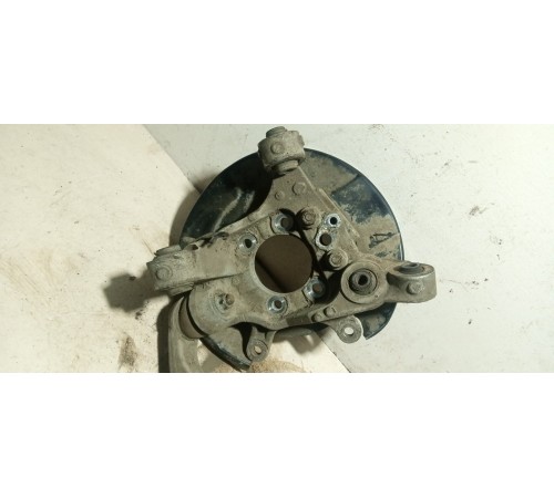 Кулак поворотный задний правый