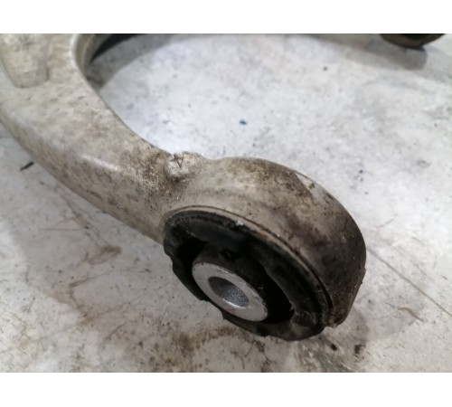 Верхний передний рычаг левый