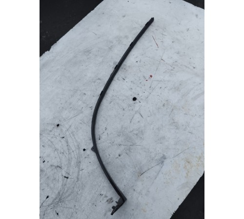 Молдинг крыши правый