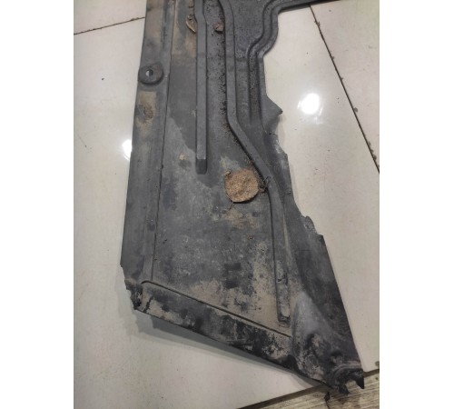 Защита днища (правая)